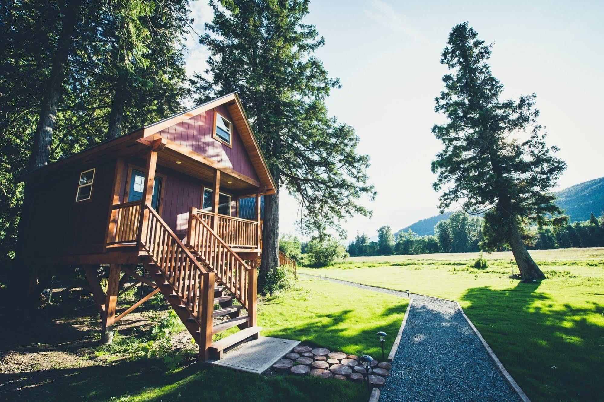 Hidden Acres Farm And Treehouse Resort Terrace Exterior foto