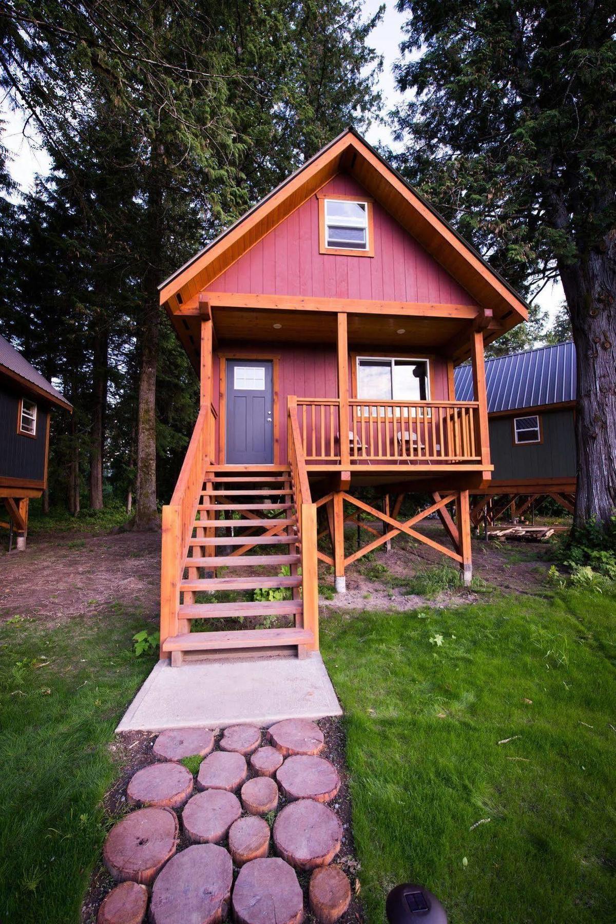Hidden Acres Farm And Treehouse Resort Terrace Exterior foto